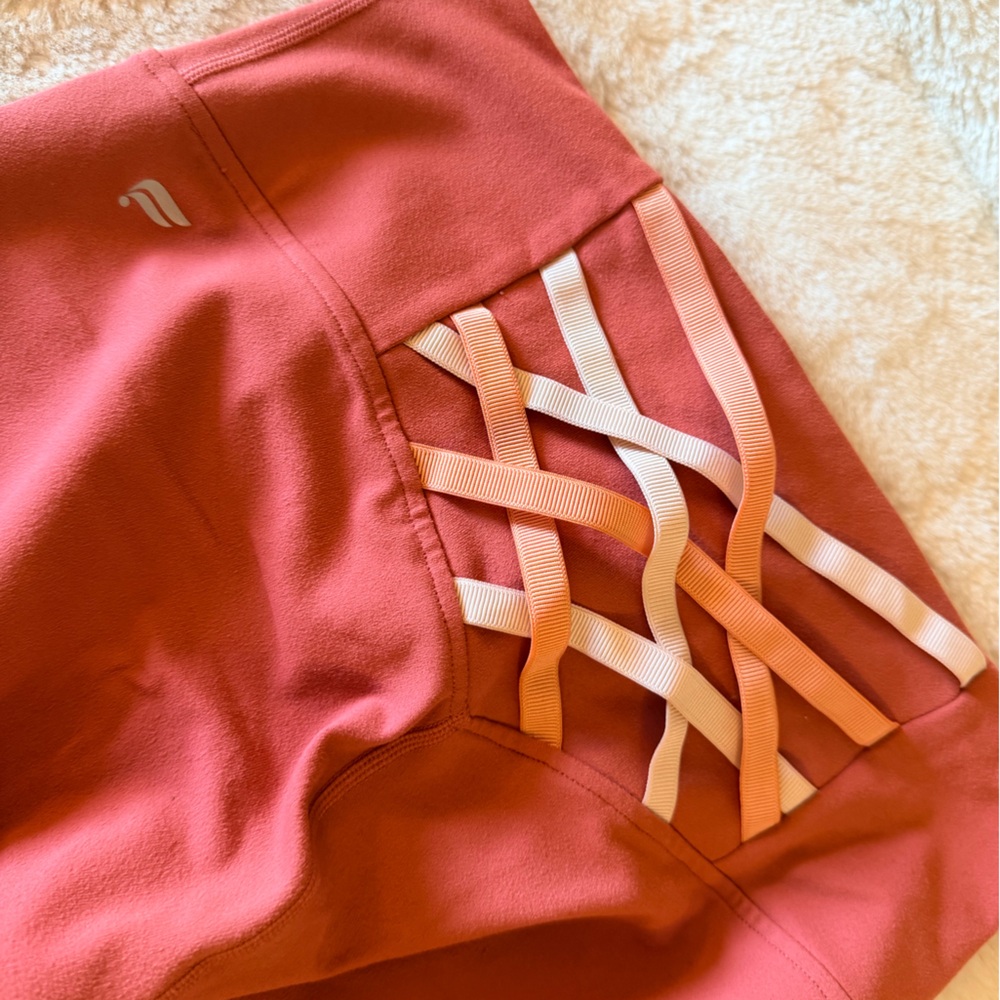 GUC Fabletics Powehold cropped leggings